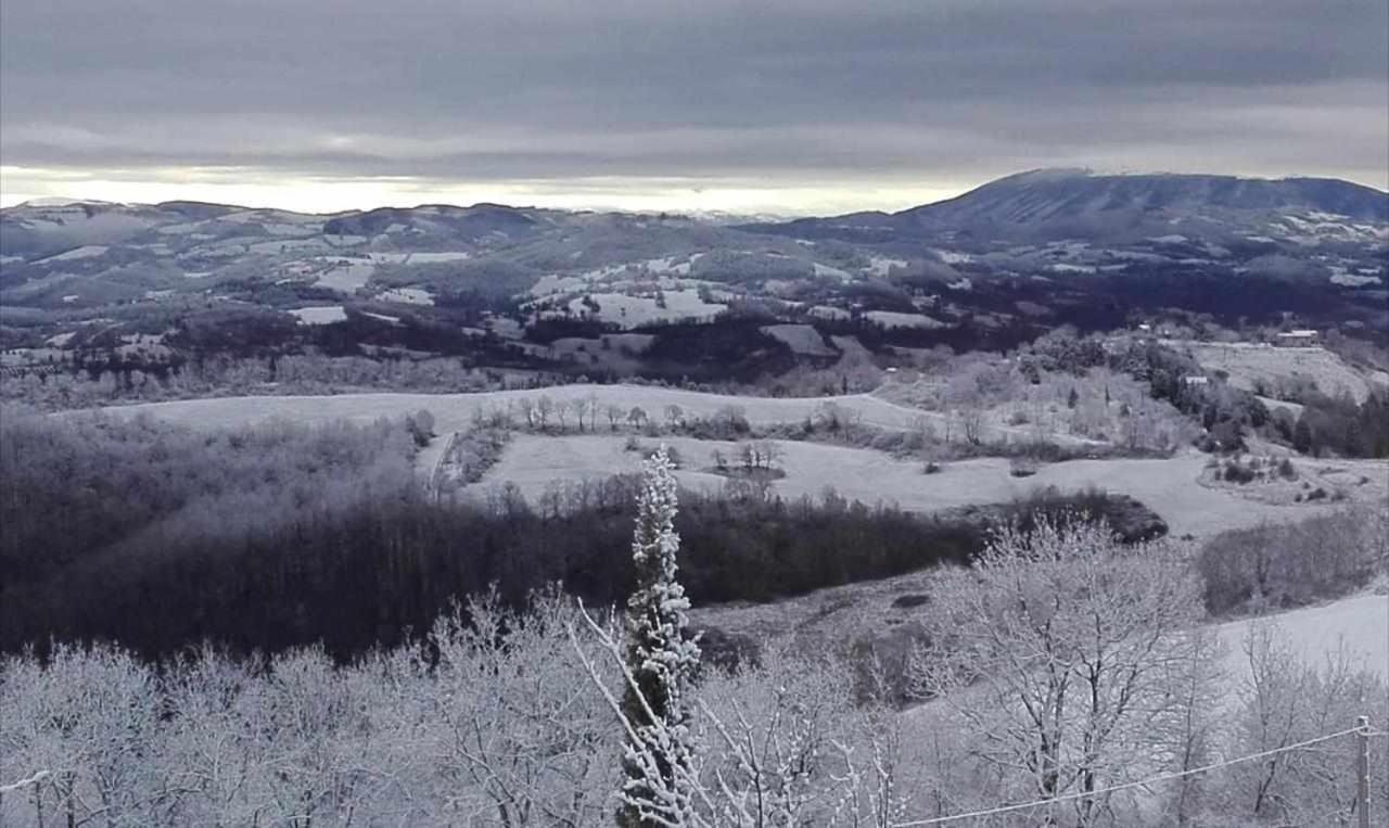 Vila Agriturismo Montesalce Gubbio Exteriér fotografie