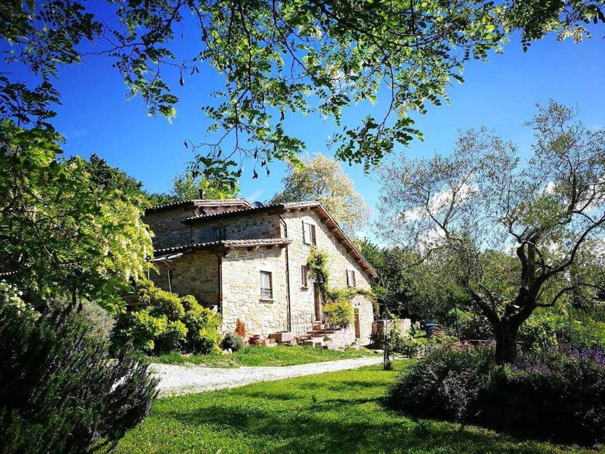 Vila Agriturismo Montesalce Gubbio Exteriér fotografie