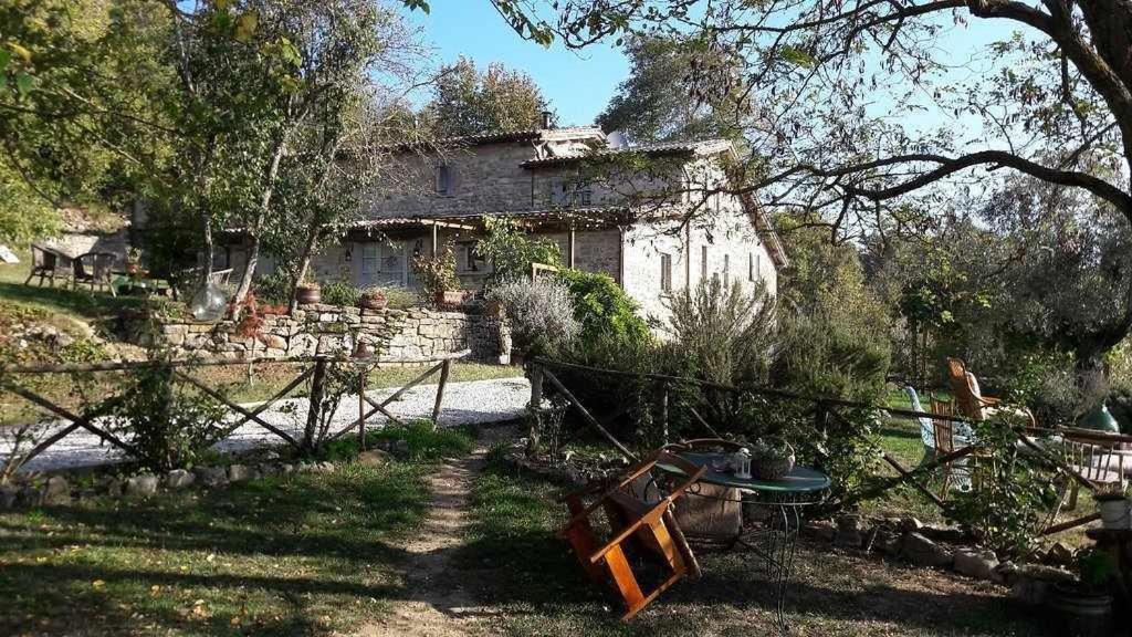 Vila Agriturismo Montesalce Gubbio Exteriér fotografie