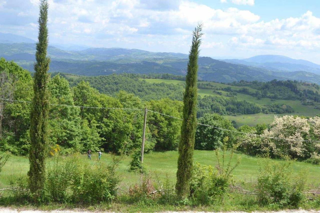 Vila Agriturismo Montesalce Gubbio Exteriér fotografie